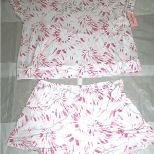 Juicy couture 2 piece t shirt and shorts size 1x NWT!